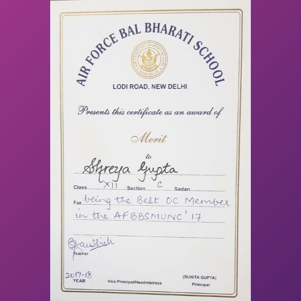 Shreya Gupta - Awards Best OC Member (Organising Committee) in MUN